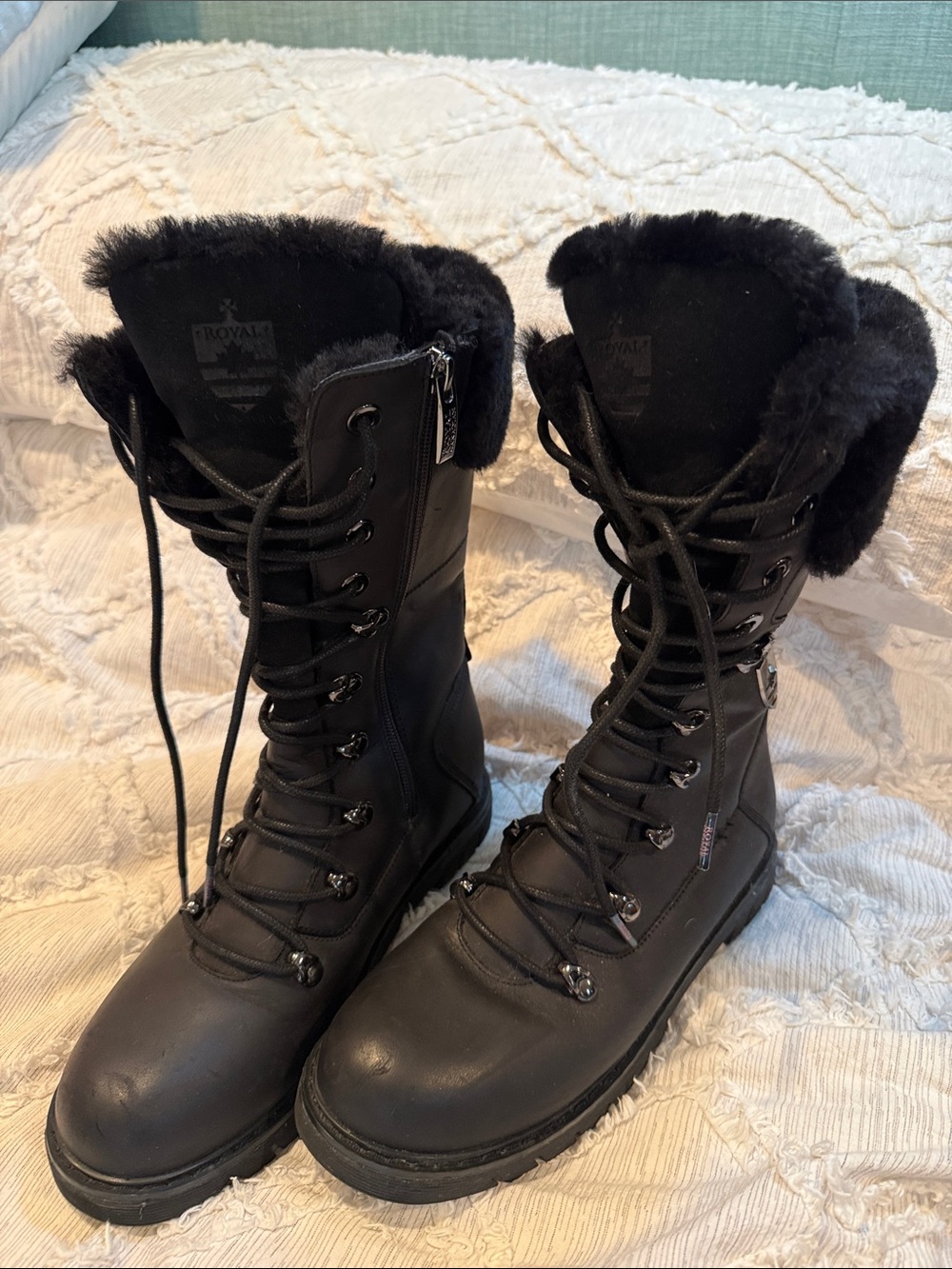 Royal Canadian winter leather waterproof boots